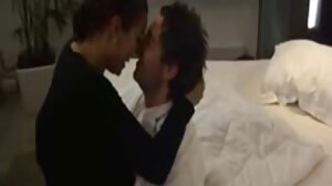 Ungt romantiskt par intensivt het muntligt nöje porr webcam